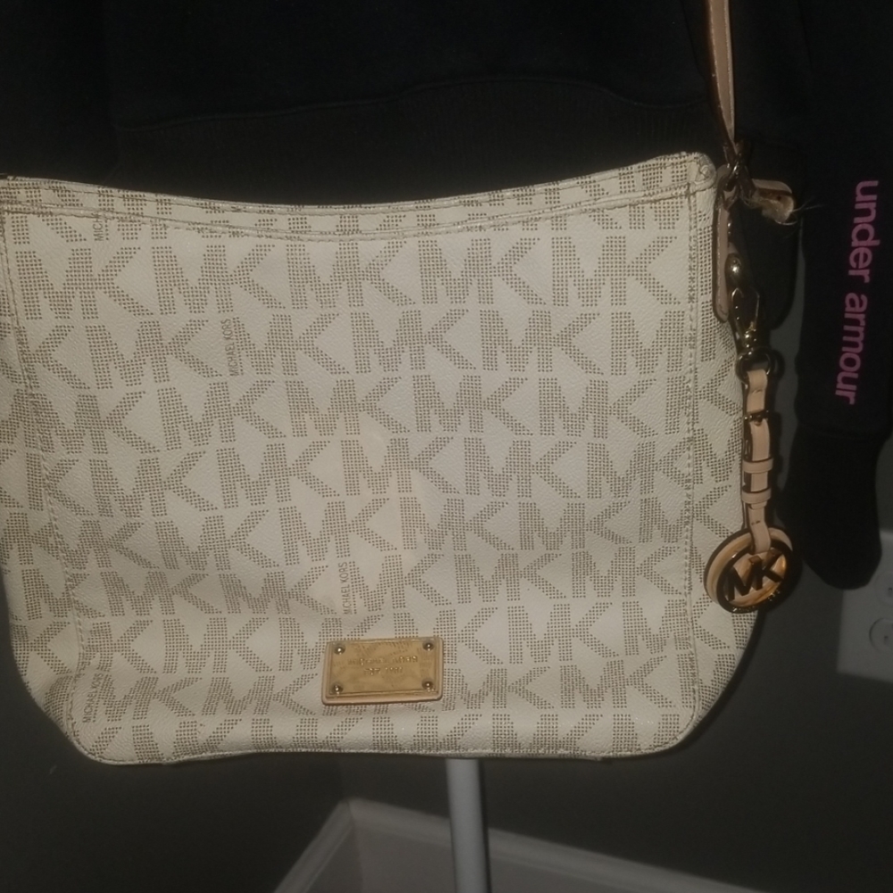 Michael Kors purse